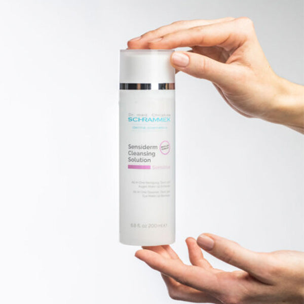 cleansing-solution-dr-schrammek-hand